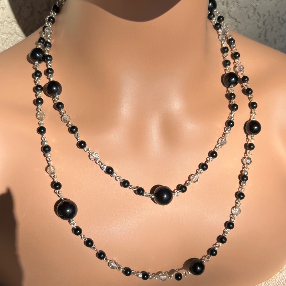 Chic Black and Clear Beaded Necklace